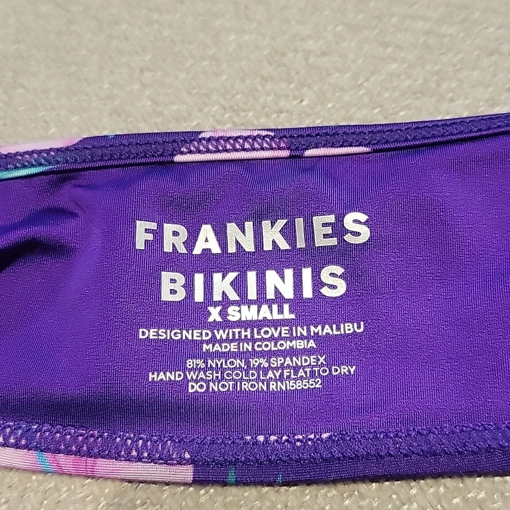 Frankies Bikinis Purple Hibiscus Dallas Top and Katerina Bottom XS Beach New